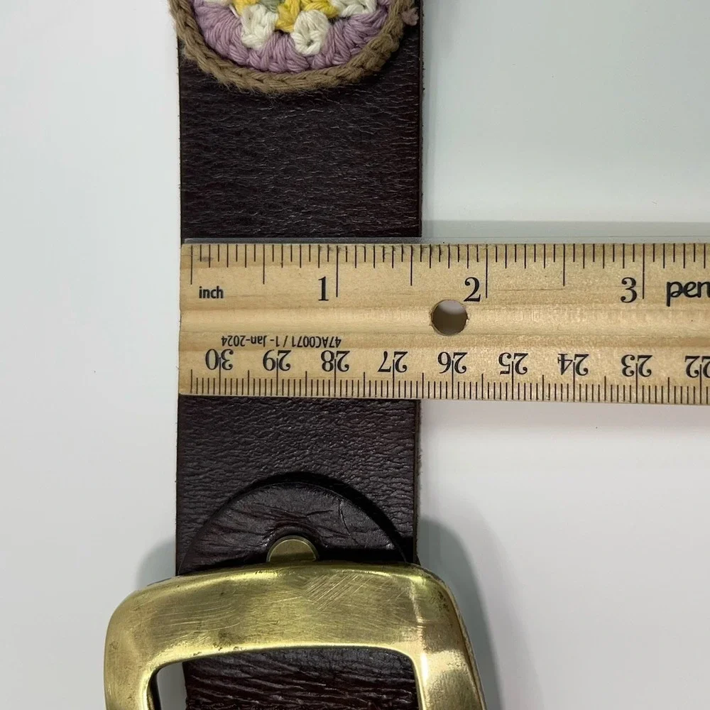 ELISE‎ M Genuine Leather Brass Buckle Belt Crochet Squares Pastel Size S/M 40